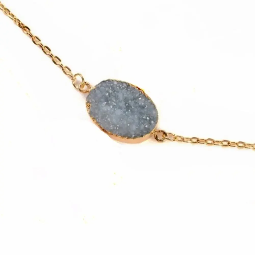 Express Gray Druzy Crystal Quartz Agate Pendant Necklace